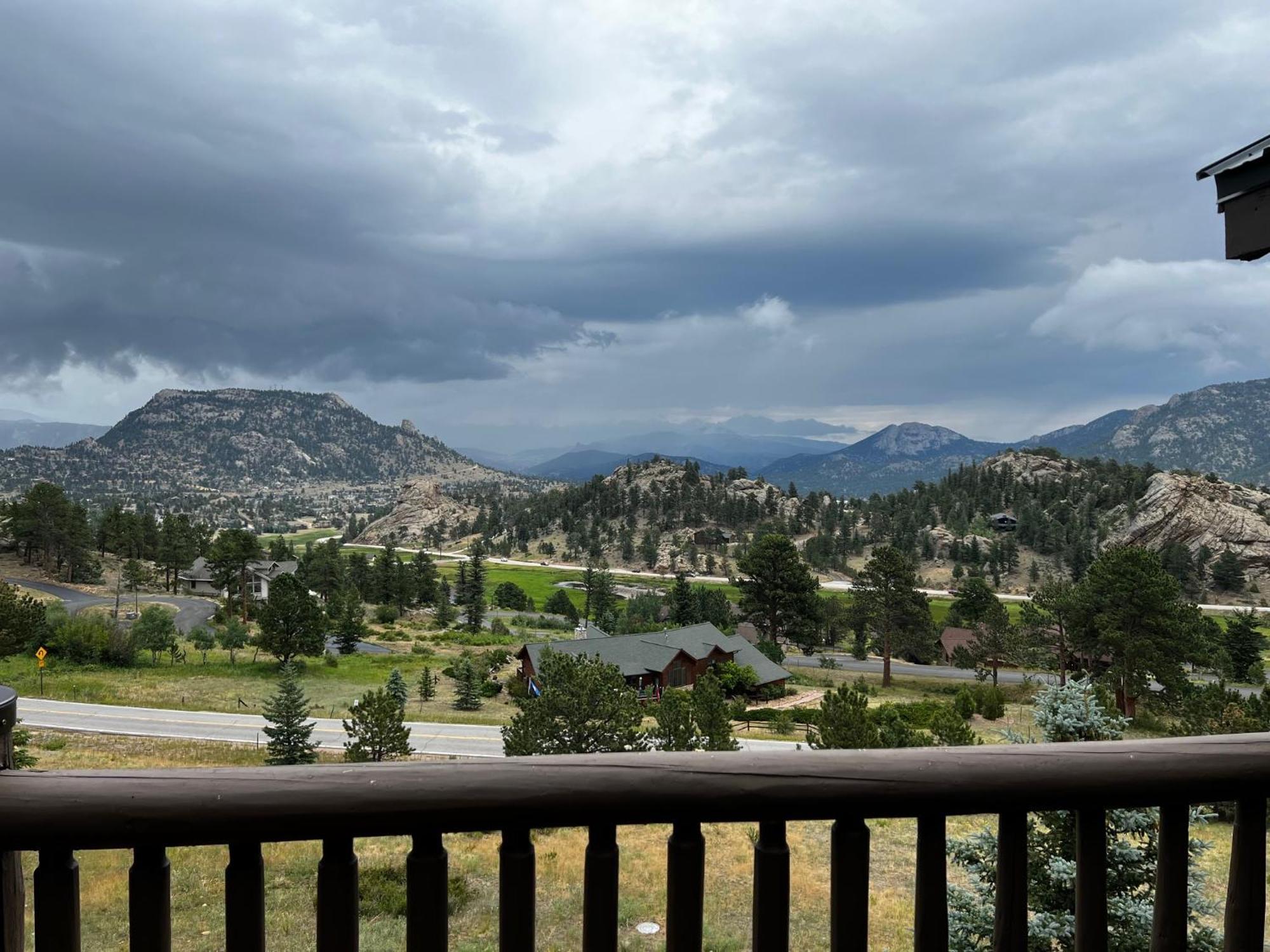 Taharaa Mountain Lodge Estes Park Esterno foto